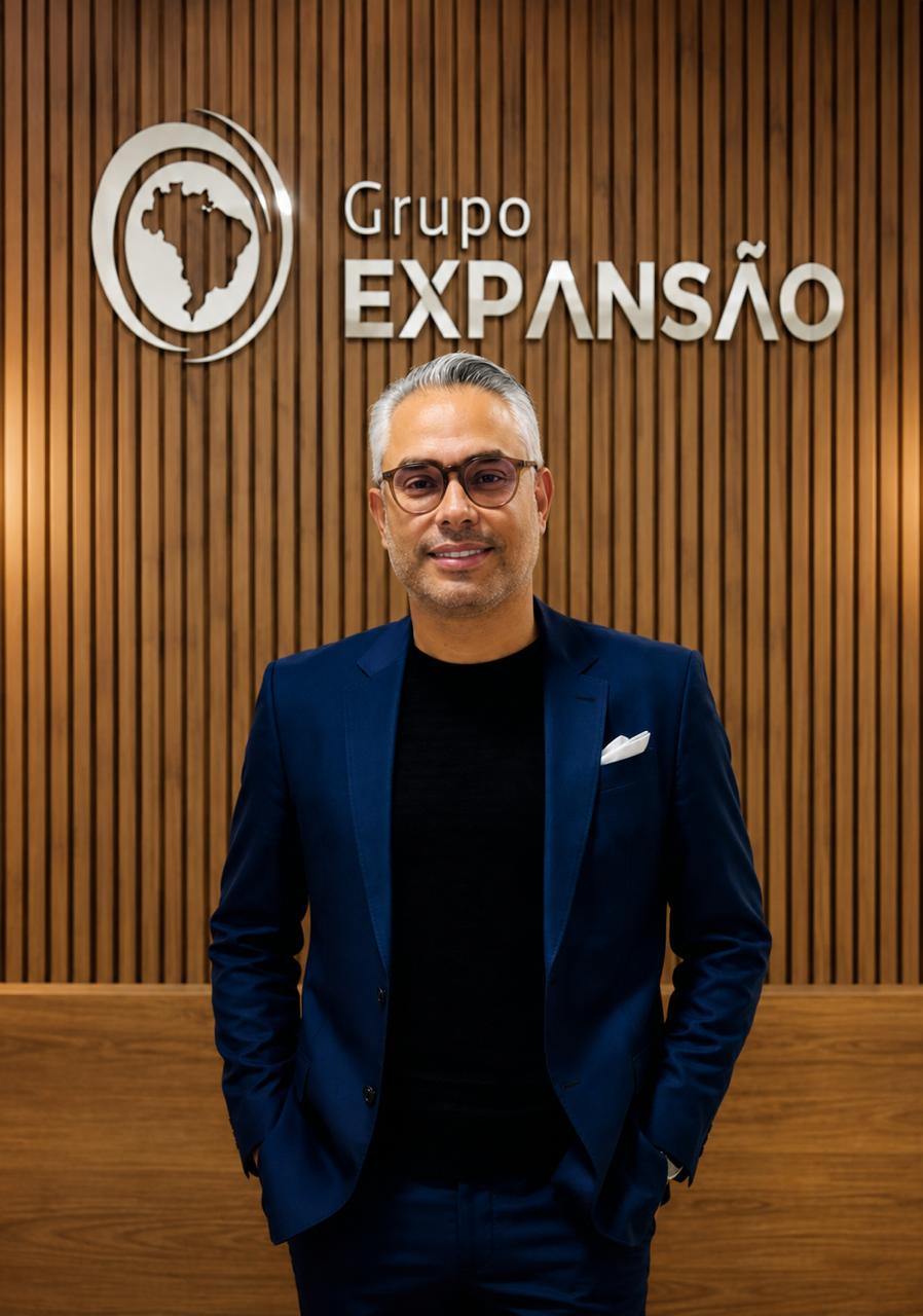 Júnior Lacerda — CEO · Fundador do Grupo Expansão